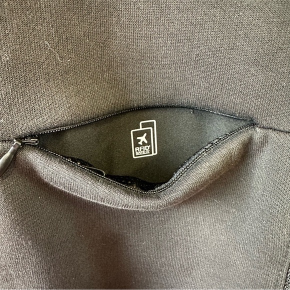 Pacsafe Men's Transit Zip-Up Black Jacket - Picture 3 of 10